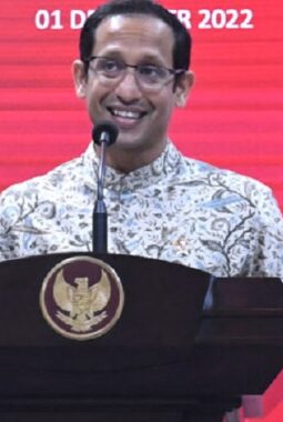 Rp9,9 Triliun untuk Chromebook: Jaksa Selidiki Pengadaan, Nadiem Jamin Sikap Kooperatif dan Anti-Korupsi