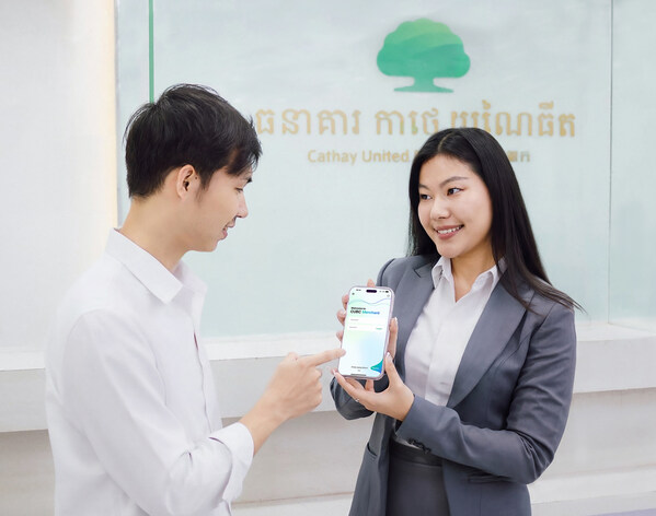 The CUBC Merchant App integrates KHQR payment collection and operational management features, allowing businesses to manage transactions, optimize daily payment collection, and enhance operational efficiency through a single app, resulting in a new and improved digital experience for customers. (Picture provided by Cathay United Bank)